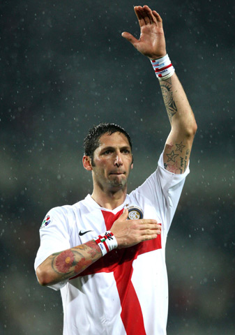 英媒：曼联考察加拉格尔时对巴里奥斯产生兴趣（英媒：曼联在考察加拉格尔时开始关注巴里奥斯）