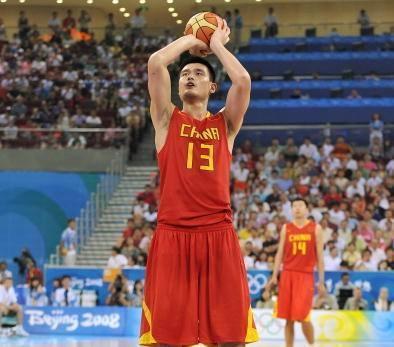 篮球火箭球员三分准度下滑引担忧（火箭队球员三分命中率下滑引发担忧）