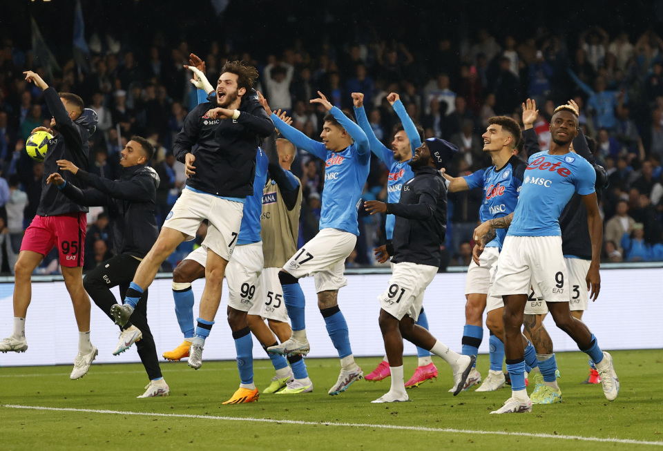 海纳谈于帕续约：以他目前表现，不奇怪其他俱乐部对他有兴趣（海纳谈于帕续约：以其当前表现，获其他俱乐部青睐并不意外）