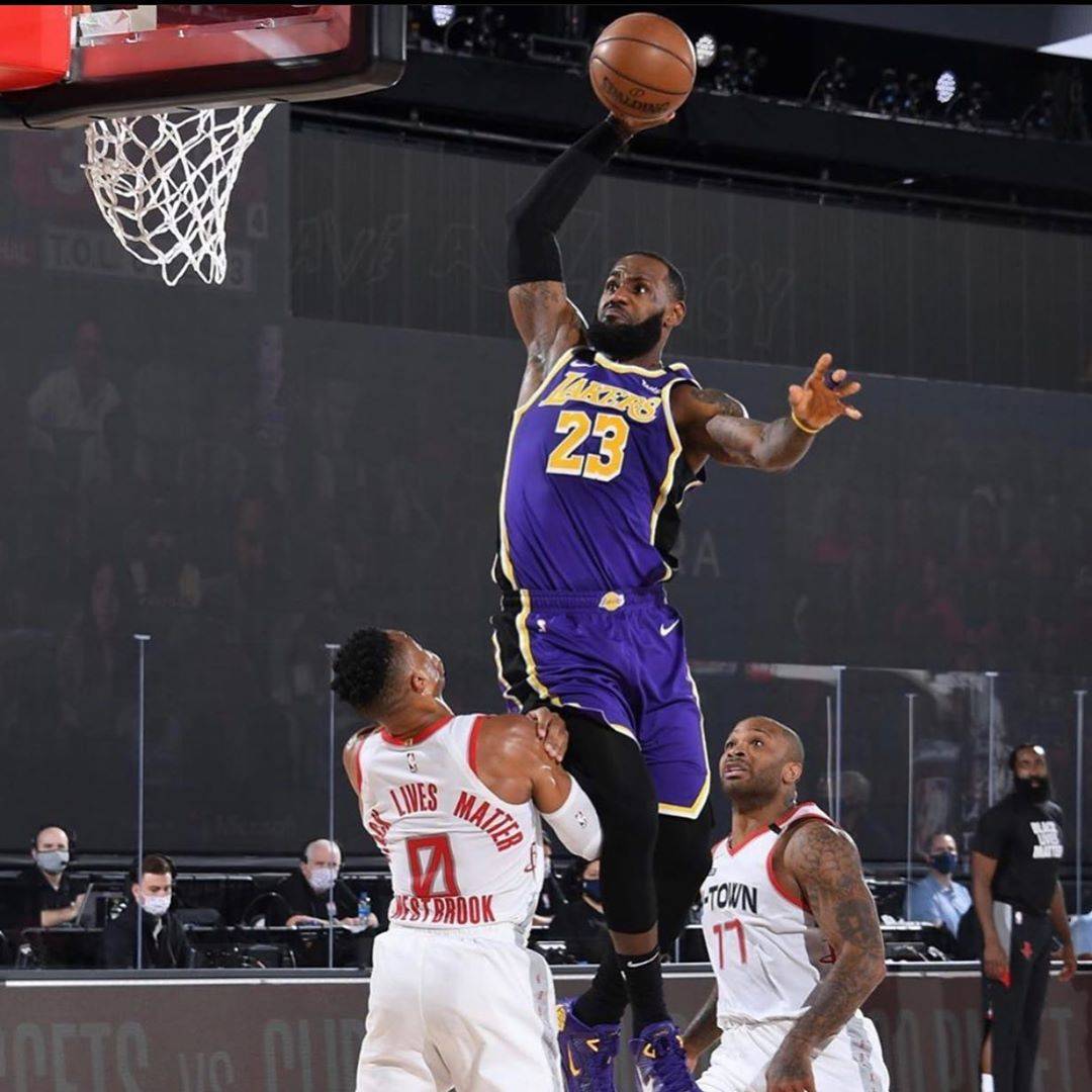 曼联备战西汉姆联：库尼亚复出，年轻球员获信任（曼联战西汉姆前瞻：库尼亚回归，年轻将获重用）