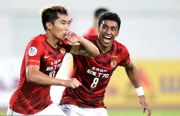 回顾篮球生涯，亚马感叹道路正确（回首篮球生涯，亚马坦言选择无悔）