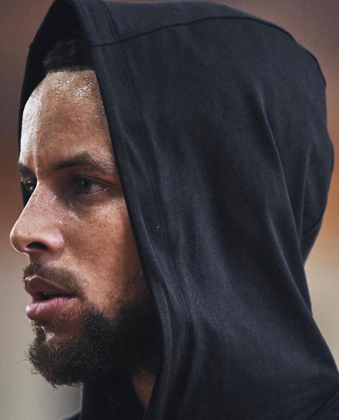 战巴萨贡献2球1助，布鲁日前锋福布斯当选欧冠全场最佳球员（对阵巴萨梅开二度并送助攻，布鲁日前锋福布斯荣膺欧冠全场最佳）