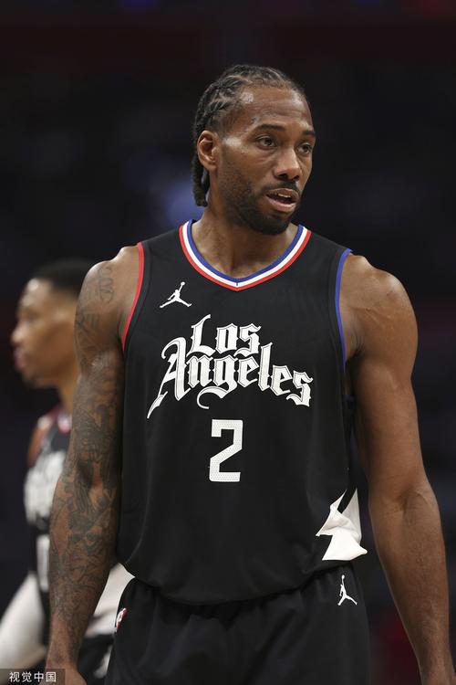 年仅18岁！库巴西已代表巴萨出场100次（18岁天才库巴西迎来为巴萨第100次出场）