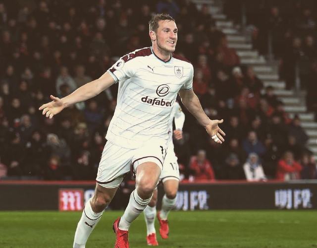 安布：在没中锋的情况下，普利希奇搭莱奥可能存在兼容问题（安布：无中锋时，普利希奇与莱奥的搭档或存兼容隐患）