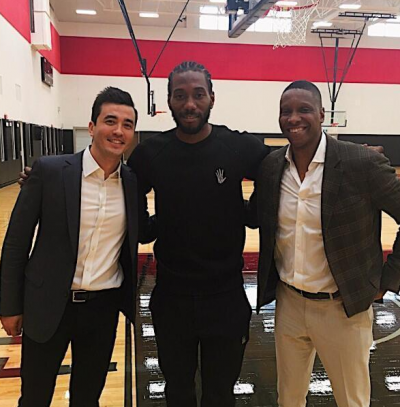 郭昊文爆发，同曦队强势领跑，上海队压力山大（郭昊文火力全开，同曦高歌猛进占据榜首，上海队压力陡增）