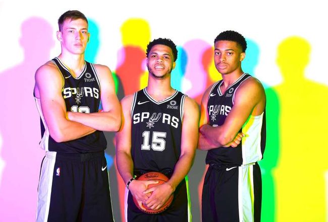 Troopz：德国人应该庆幸只丢了三球！（Troopz：德国队只丢三球已算幸运！）